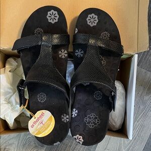 Orthaheel Black Sandals with Floral Design